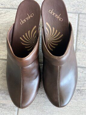 Dansko Rae Brown Crazy Horse Studded Mule Clog, NWT